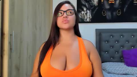 Snapshot of staywithme_x chatting on 29, 9, 2025 Melany online show from 29, 9, 2025