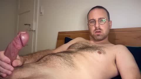 Snapshot of steady_shot chatting on 22, 9, 2025 steady_shot online show from 22, 9, 2025