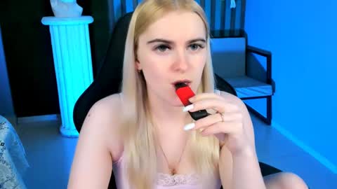 Snapshot of stef_nicks chatting on 11, 5, 2026 stef_nicks online show from 11, 5, 2026
