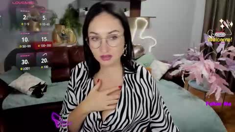 StefanaWinter online show from 21, 10, 2025
