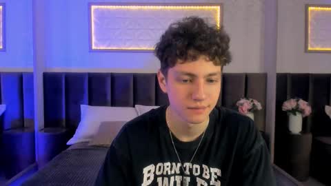 Snapshot of stefanbev chatting on 25, 2, 2026 Esrefan online show from 25, 2, 2026