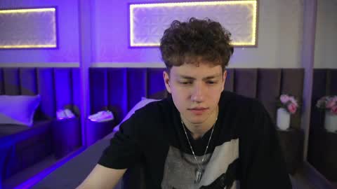 Esrefan online show from 27, 3, 2026