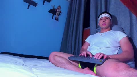 Stefann Salvatore online show from 21, 1, 2025