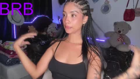 Im MiaIts my first day here  online show from 12, 3, 2025