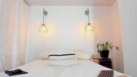 Stefany online show from 11, 2, 2026