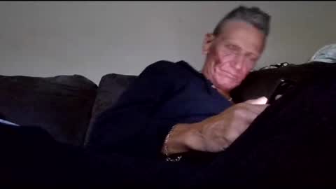 Snapshot of stefy1037 chatting on 10, 5, 2026 stefy1037 online show from 10, 5, 2026