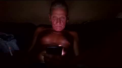 Snapshot of stefy1037 chatting on 13, 5, 2026 stefy1037 online show from 13, 5, 2026