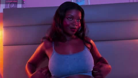 Snapshot of stela_ebony chatting on 6, 4, 2026 STELA online show from 6, 4, 2026