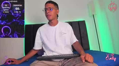 Snapshot of stella_drake chatting on 15, 2, 2026 Drake online show from 15, 2, 2026