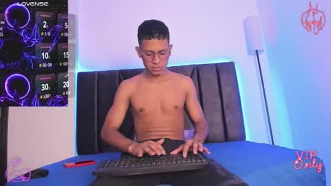 Snapshot of stella_drake chatting on 18, 2, 2026 Drake online show from 18, 2, 2026