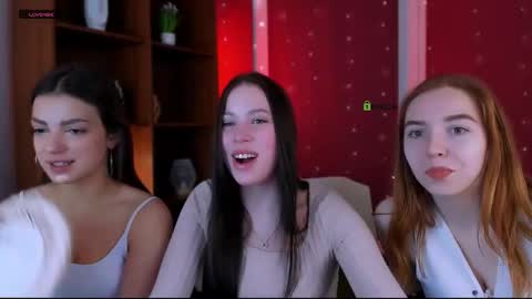 Snapshot of stella_flower chatting on 8, 2, 2026 stella_flower online show from 8, 2, 2026