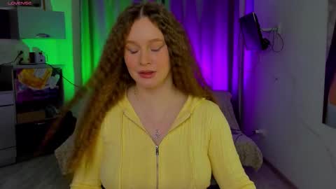 Snapshot of stella_pretty0 chatting on 20, 10, 2025 Stella online show from 20, 10, 2025