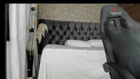 Snapshot of stella_xue chatting on 9, 1, 2025 Estella online show from 9, 1, 2025