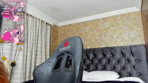 Snapshot of stella_xue chatting on 10, 2, 2025 Estella online show from 10, 2, 2025