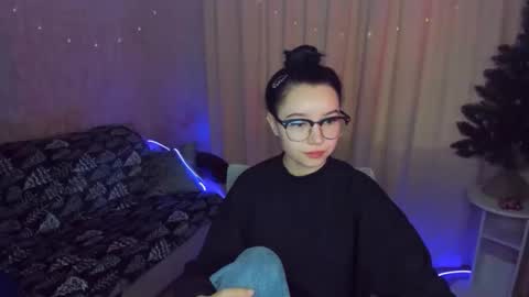 StellaCharm online show from 6, 1, 2026