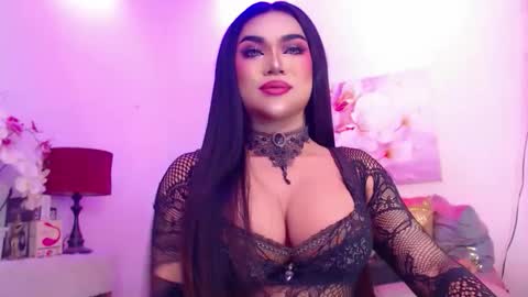 CALL ME STELLA online show from 13, 4, 2026