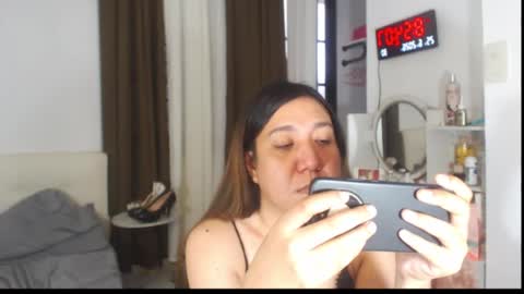 Snapshot of stellahugets chatting on 25, 6, 2026 Stella online show from 25, 6, 2026