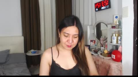 Snapshot of stellahugets chatting on 6, 7, 2026 Stella online show from 6, 7, 2026