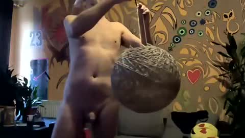 Snapshot of stenlyvrbich chatting on 23, 2, 2025 lee online show from 23, 2, 2025