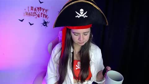 Snapshot of stepha_sweet chatting on 1, 11, 2025 Emma online show from 1, 11, 2025