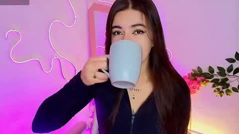 Snapshot of stepha_sweet chatting on 5, 2, 2026 Emma online show from 5, 2, 2026