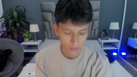 Stephane Rouss online show from 21, 10, 2025