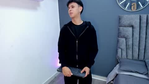 Stephane Rouss online show from 30, 11, 2025