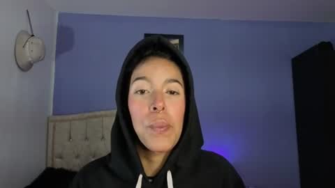 Snapshot of stephania_t chatting on 23, 6, 2026 Stephania online show from 23, 6, 2026