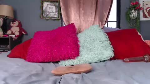    IG  stephani 3333 online show from 21, 2, 2025