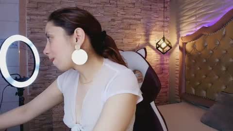 Snapshot of stephaniesun_ chatting on 27, 4, 2026 Stephaniesun online show from 27, 4, 2026