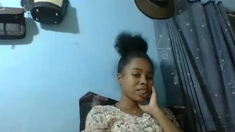 Snapshot of stephaolysca chatting on 14, 4, 2026 stephaolysca online show from 14, 4, 2026