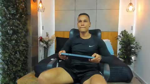 Snapshot of sterling_magnus chatting on 26, 2, 2026 online show from 26, 2, 2026