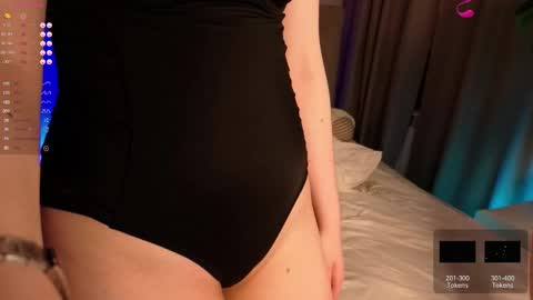 stesha_gold online show from 24, 2, 2025