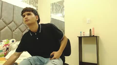 Snapshot of steve_hotman_ chatting on 7, 5, 2026 Steve Hotman online show from 7, 5, 2026