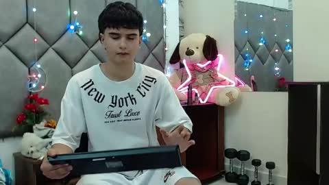 Snapshot of steve_hotman_ chatting on 11, 5, 2026 Steve Hotman online show from 11, 5, 2026