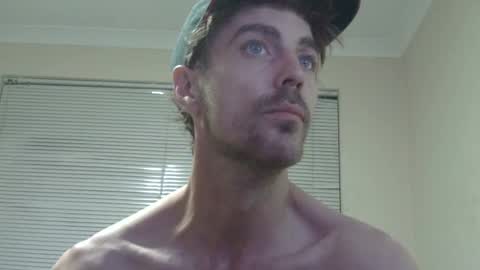 Snapshot of steveaussie chatting on 19, 12, 2024 Australian420 online show from 19, 12, 2024