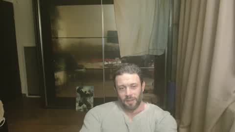Snapshot of stevebulkzor chatting on 21, 4, 2026 Steve Oakenshield son of John son of Vasyl online show from 21, 4, 2026