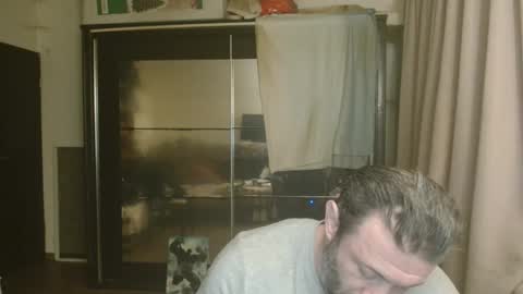 Snapshot of stevebulkzor chatting on 25, 4, 2026 Steve Oakenshield son of John son of Vasyl online show from 25, 4, 2026
