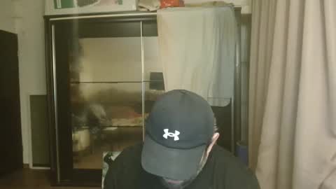 Snapshot of stevebulkzor chatting on 29, 4, 2026 Steve Oakenshield son of John son of Vasyl online show from 29, 4, 2026