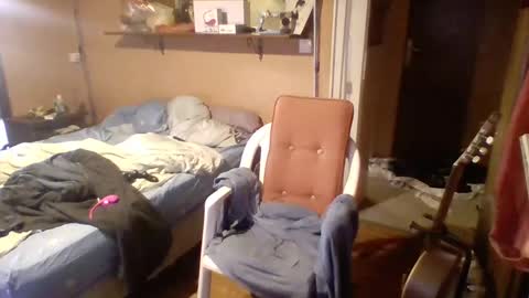 Snapshot of stevefromfrance chatting on 18, 12, 2024 stevefromfrance online show from 18, 12, 2024