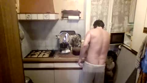 Snapshot of stevefromfrance chatting on 21, 12, 2024 stevefromfrance online show from 21, 12, 2024