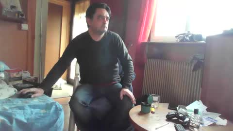 Snapshot of stevefromfrance chatting on 30, 12, 2024 stevefromfrance online show from 30, 12, 2024