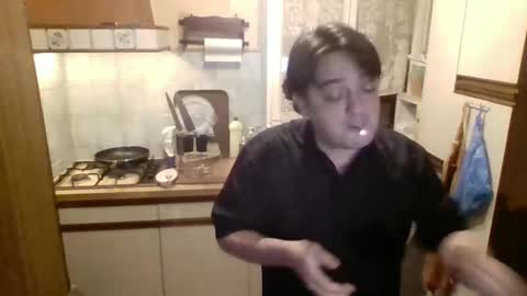 Snapshot of stevefromfrance chatting on 4, 1, 2025 stevefromfrance online show from 4, 1, 2025