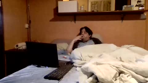 Snapshot of stevefromfrance chatting on 12, 2, 2025 stevefromfrance online show from 12, 2, 2025