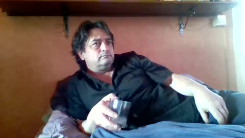 Snapshot of stevefromfrance chatting on 3, 3, 2025 stevefromfrance online show from 3, 3, 2025