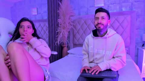 stevenandlaura_ online show from 4, 5, 2026