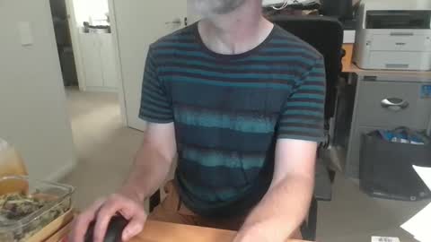 Snapshot of stevethetigerr chatting on 25, 3, 2026 SteveTheTigerr online show from 25, 3, 2026