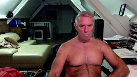 Snapshot of stevetwo chatting on 27, 5, 2026 stevetwo online show from 27, 5, 2026