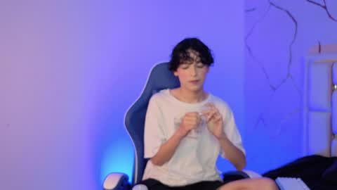 Sthepano  online show from 31, 3, 2026