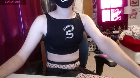 Snapshot of sting_ray111 chatting on 28, 9, 2025 sting_ray111 online show from 28, 9, 2025